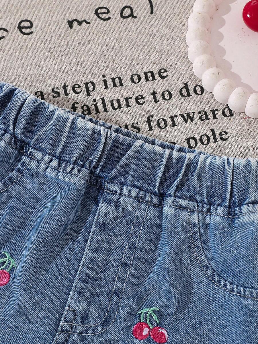 Cherry Print T-Shirt and Embroidery Pattern Contrast Shorts Set for Baby Girls