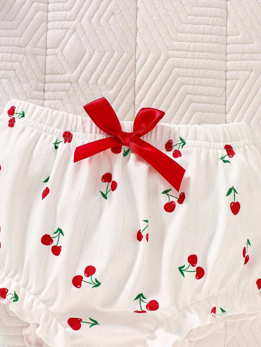 2PCS Baby Heart Print Rib Knit Top and Shorts Set for Cute Summer Daily Wear