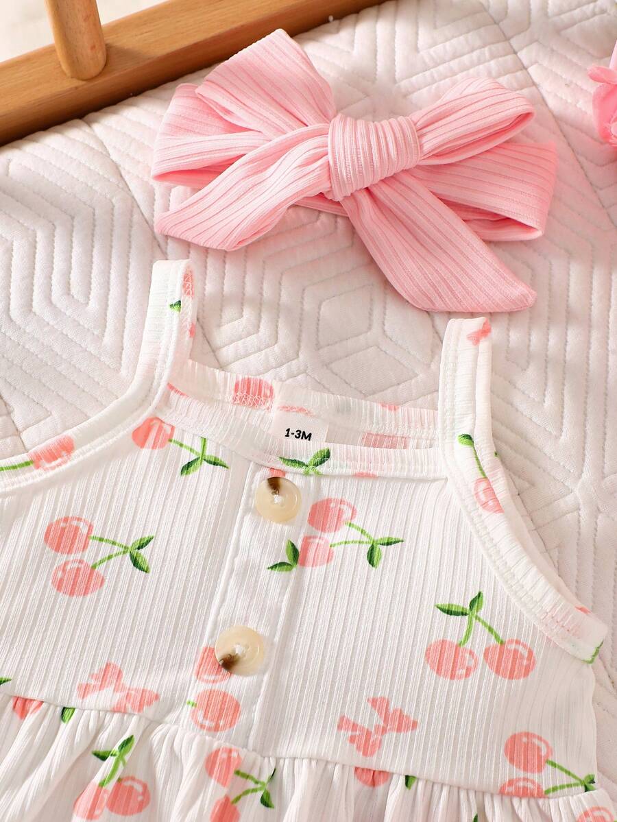 Baby Girl Heart Print Camisole Top and Shorts Set for Cute Summer Daily Wear