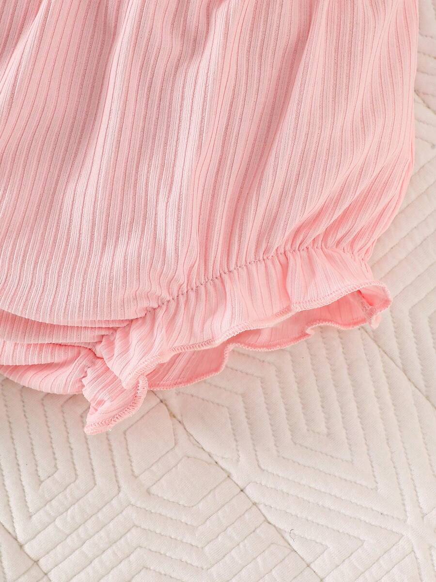 2PCS Baby Heart Print Rib Knit Top and Shorts Set for Cute Summer Daily Wear