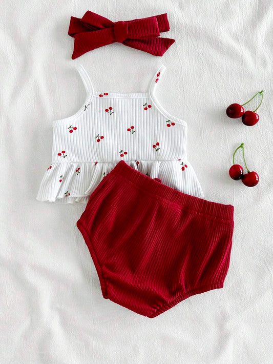 2PCS Baby Heart Print Rib Knit Top and Shorts Set for Cute Summer Daily Wear