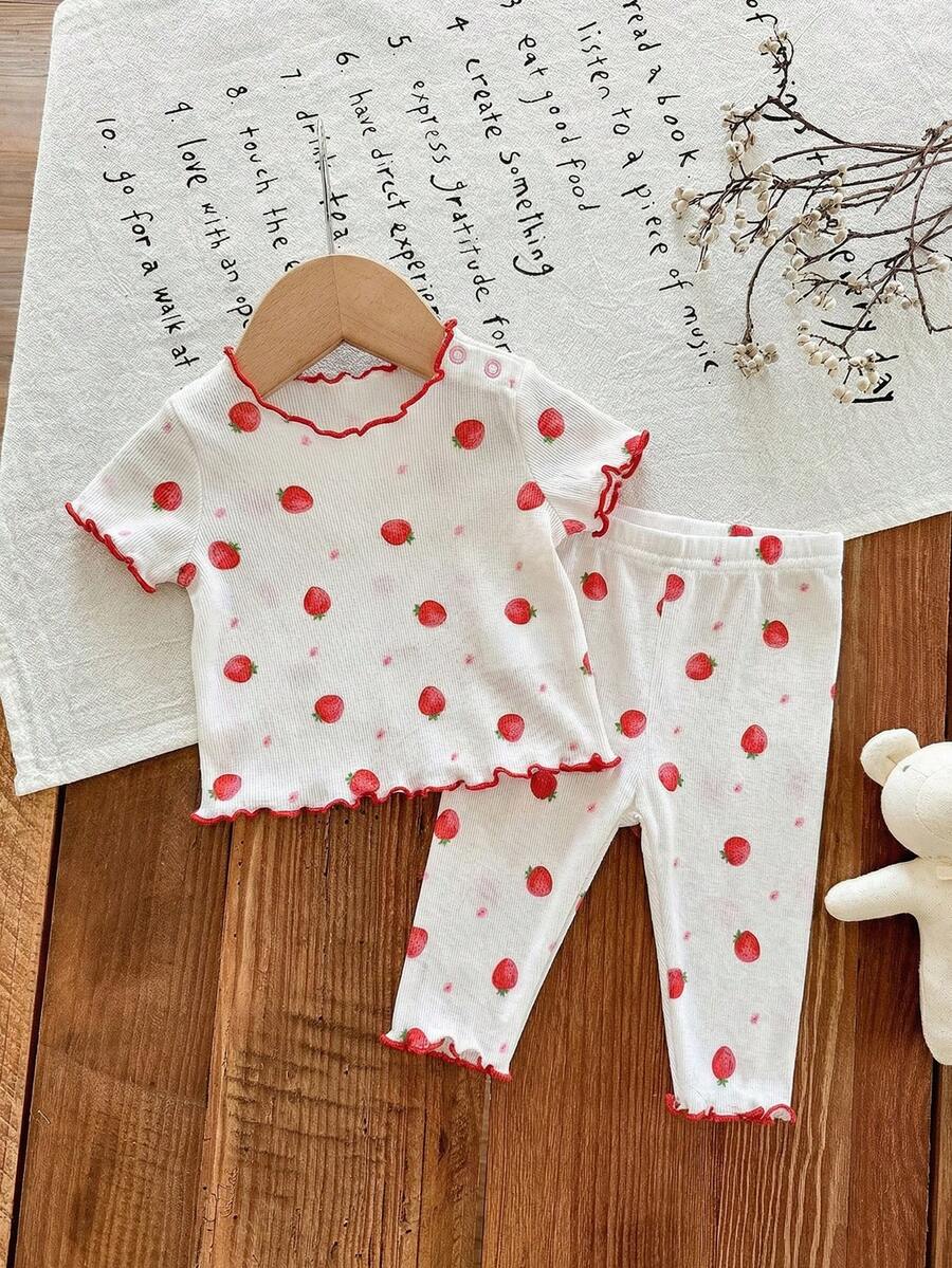 Baby Strawberry Print Short Sleeve Pajama Set for Cozy Summer Sleepwear