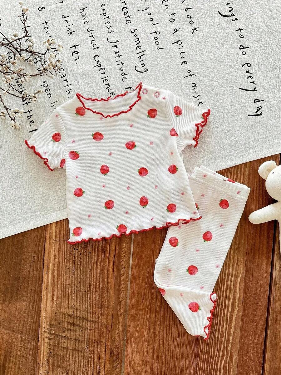 Baby Strawberry Print Short Sleeve Pajama Set for Cozy Summer Sleepwear