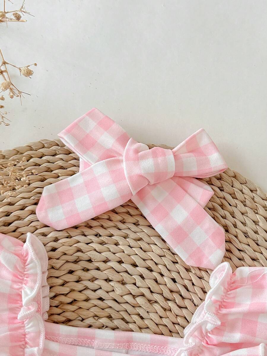 2PCS Baby Strawberry Plaid Dress and Bow Headband Set for Cute Spring and Summer Outings