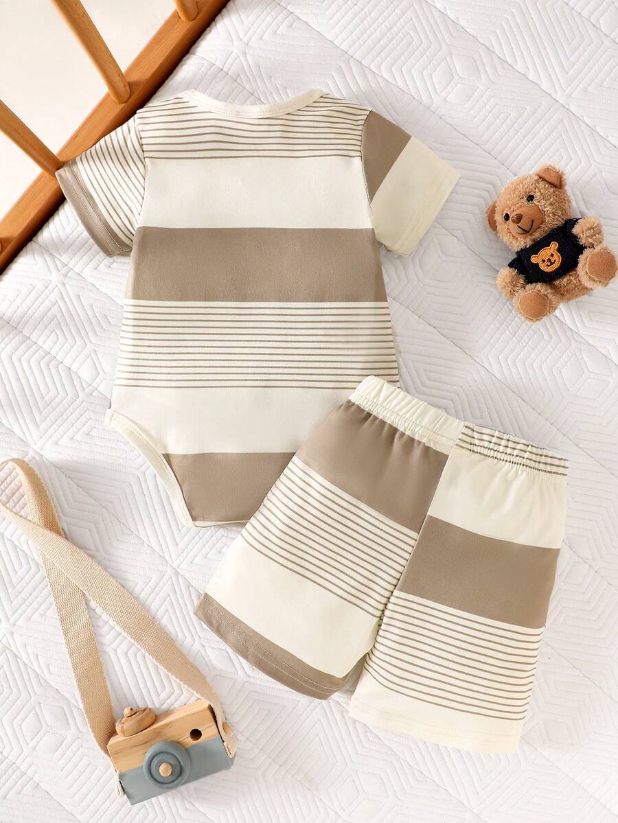 Baby Lion Print Romper and Shorts Set for Daily Wear and Photoshoots