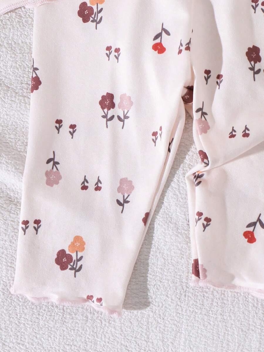 2PCS Baby Daisy Print T-Shirt and Shorts Set for Summer Daily Wear