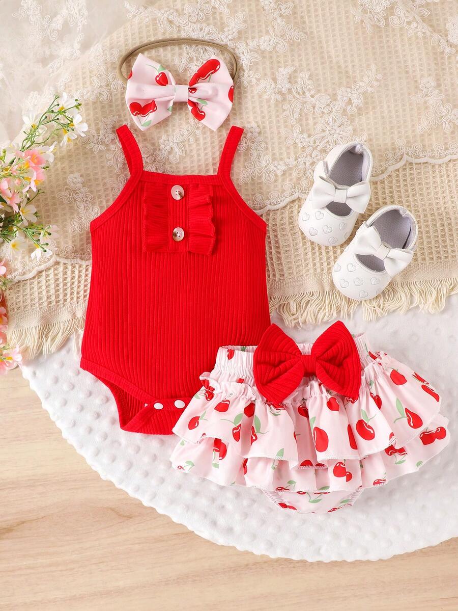 2PCS Baby Girl Lovely Bodysuit and Shorts Set for Cute Summer Daily Wear