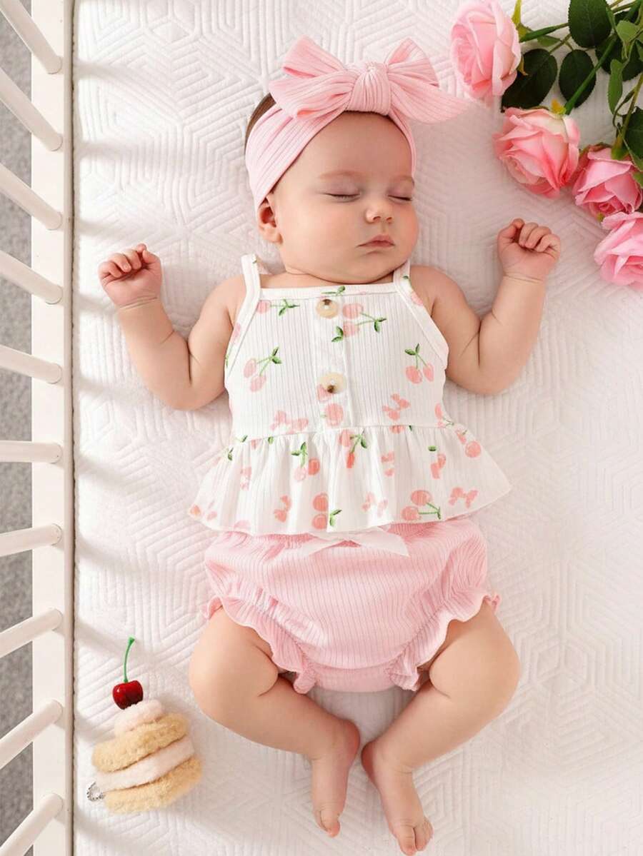 Baby Girl Heart Print Camisole Top and Shorts Set for Cute Summer Daily Wear