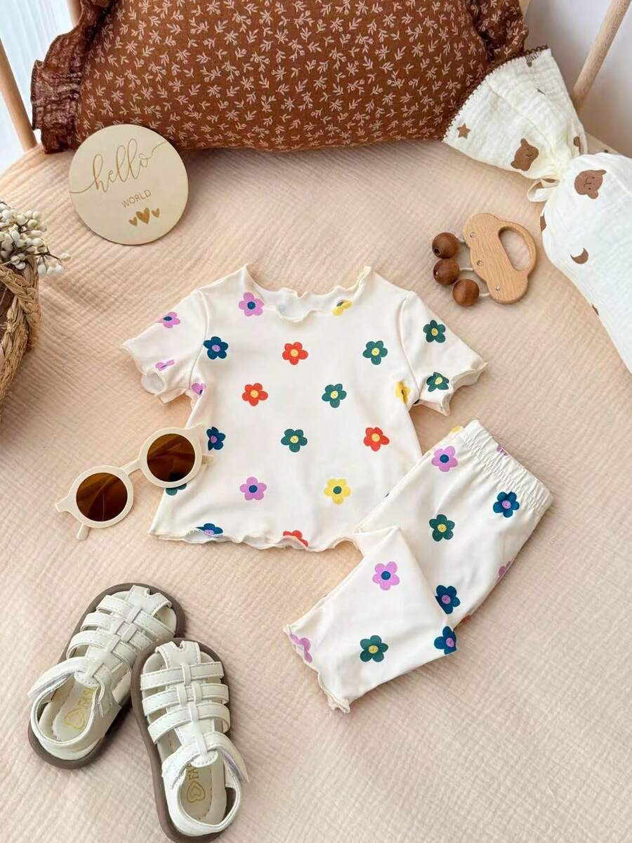 2PCS Baby Daisy Print T-Shirt and Shorts Set for Summer Daily Wear