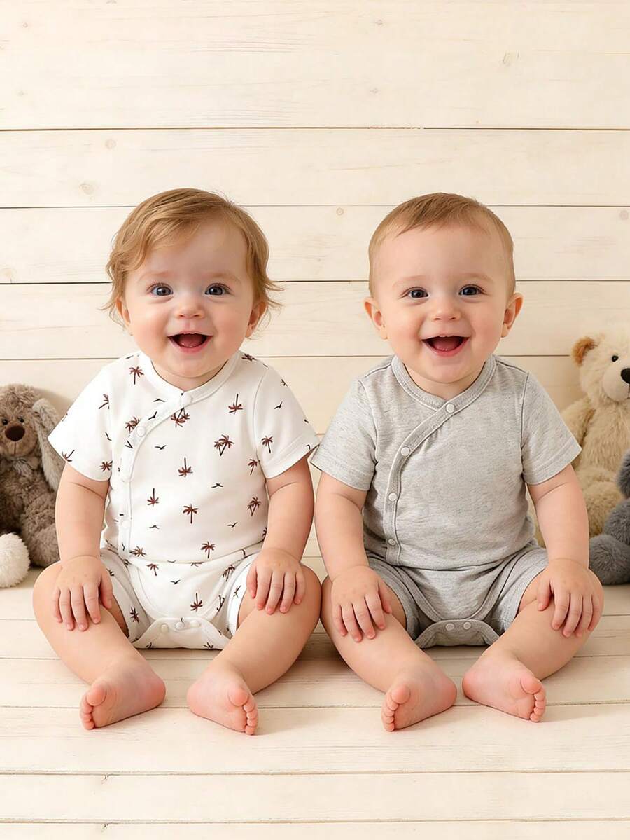Baby Lion Print Romper and Shorts Set for Daily Wear and Photoshoots