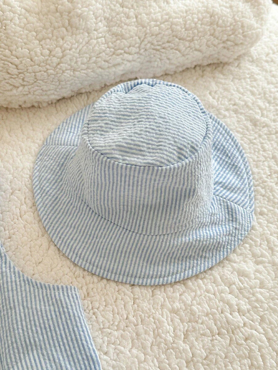 2PCS Baby Duck Striped Sleeveless Romper and Hat Set for Cute Summer Daily Wear