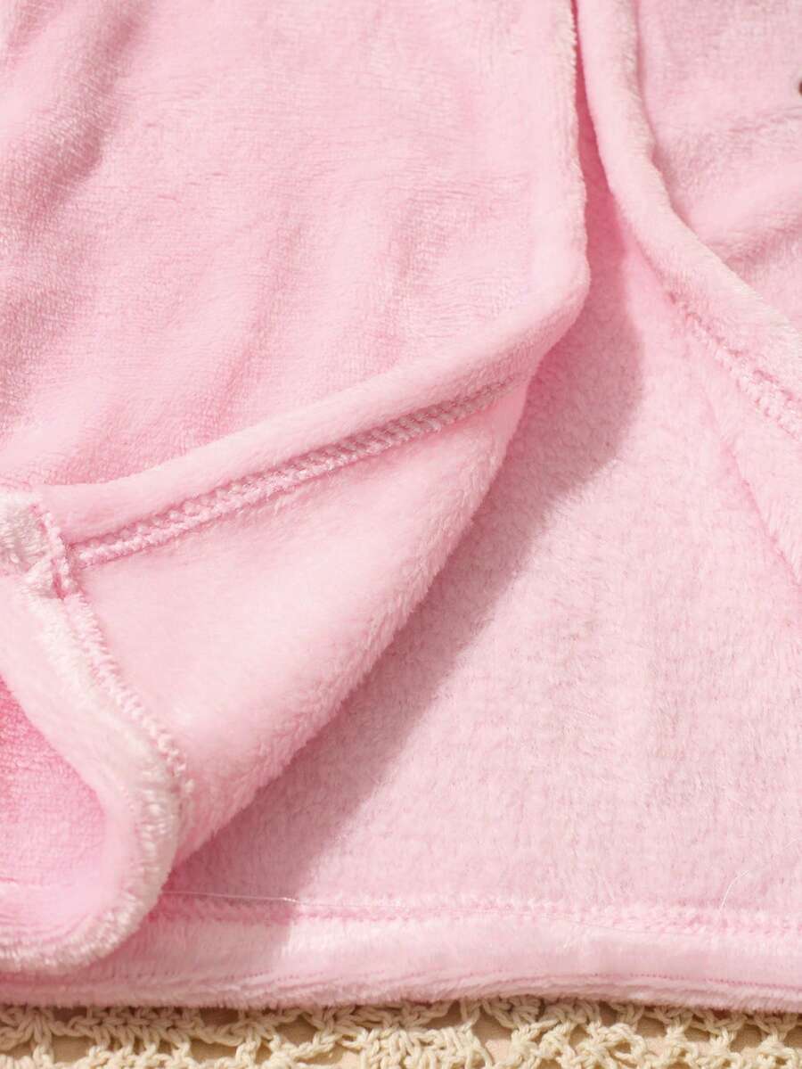 Infant Photoshoot Outfits with Love Embroidery - Lovely Bathrobe Prop Set for Newborns