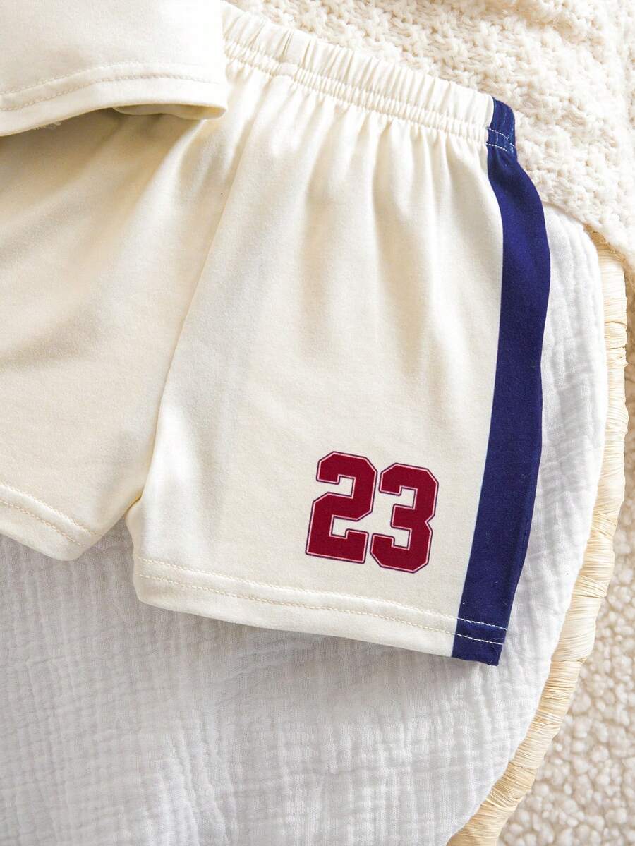 Newborn Boy & Girl Summer Knit Outfit -Cute Cartoon Bear Striped Shirt & Shorts Set