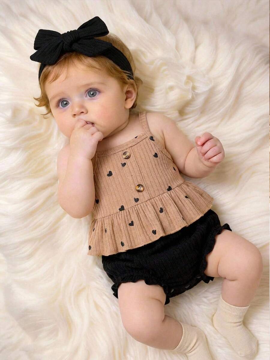 Baby Girl Heart Print Camisole Top and Shorts Set for Cute Summer Daily Wear