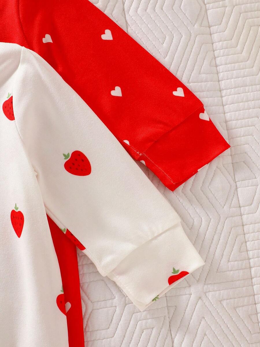 2PCS Baby Strawberry Print Long Sleeve Romper Set for Spring and Autumn Wear