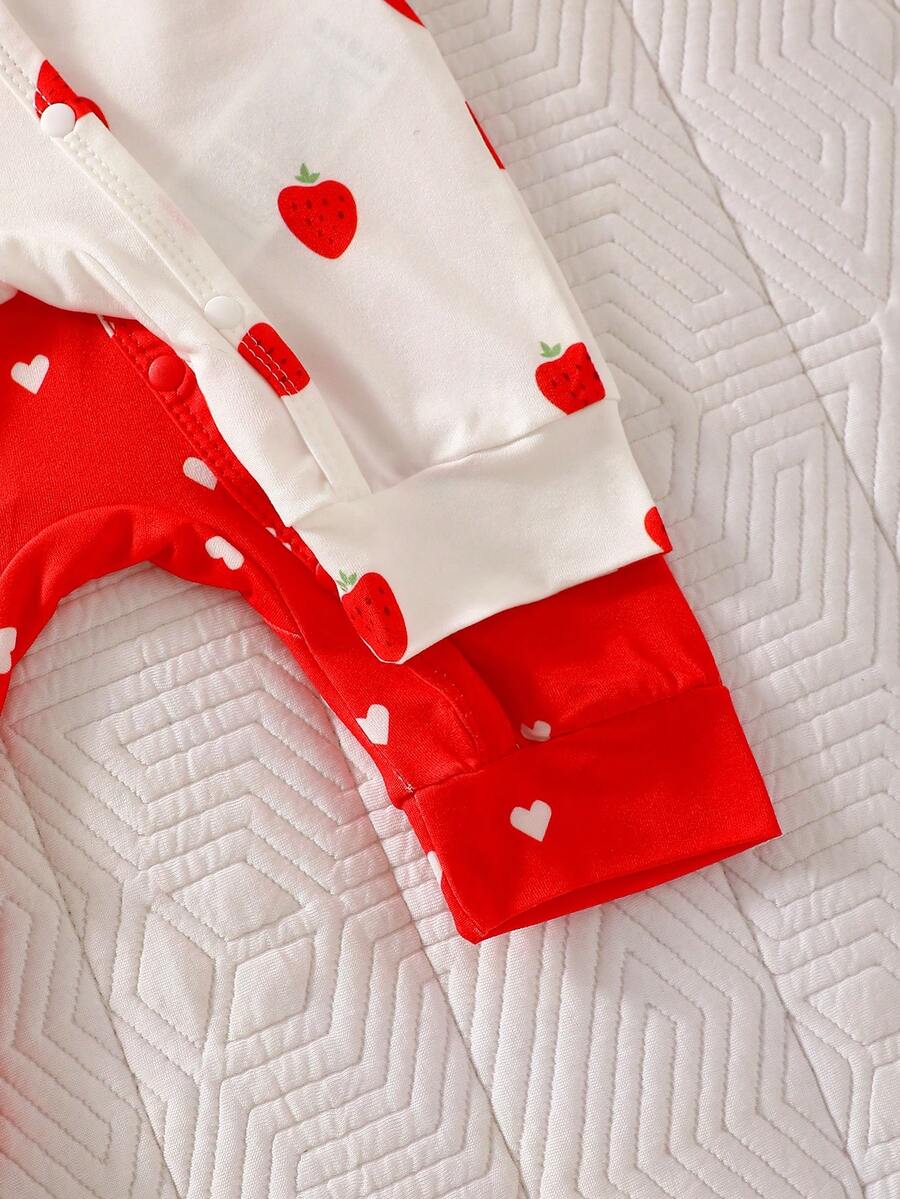 2PCS Baby Strawberry Print Long Sleeve Romper Set for Spring and Autumn Wear