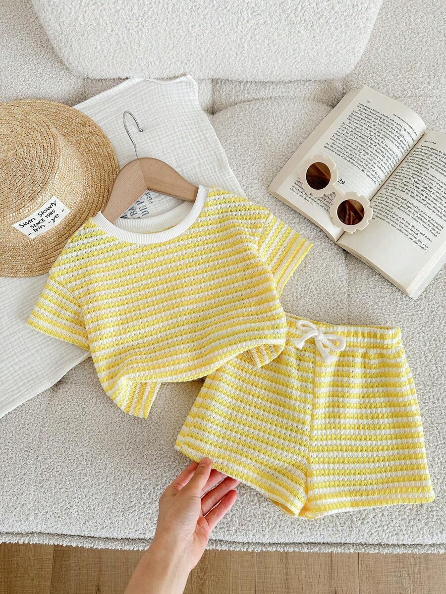 Rainbow Top And Elastic Waist Shorts Set For Toddler Girls Casual Wear