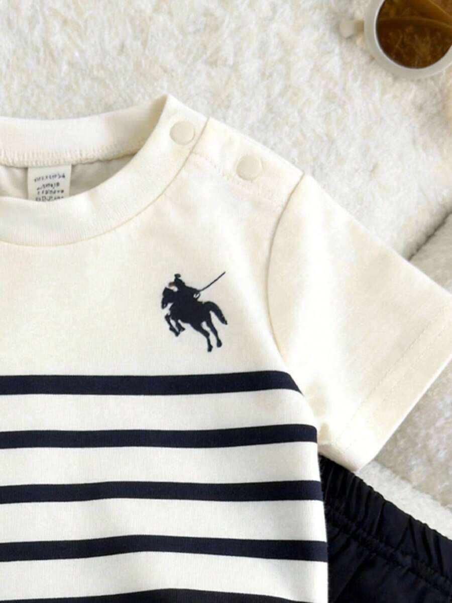 2PCS Baby Letter Knit Top and Shorts Set for Casual Daily Wear and Playtime