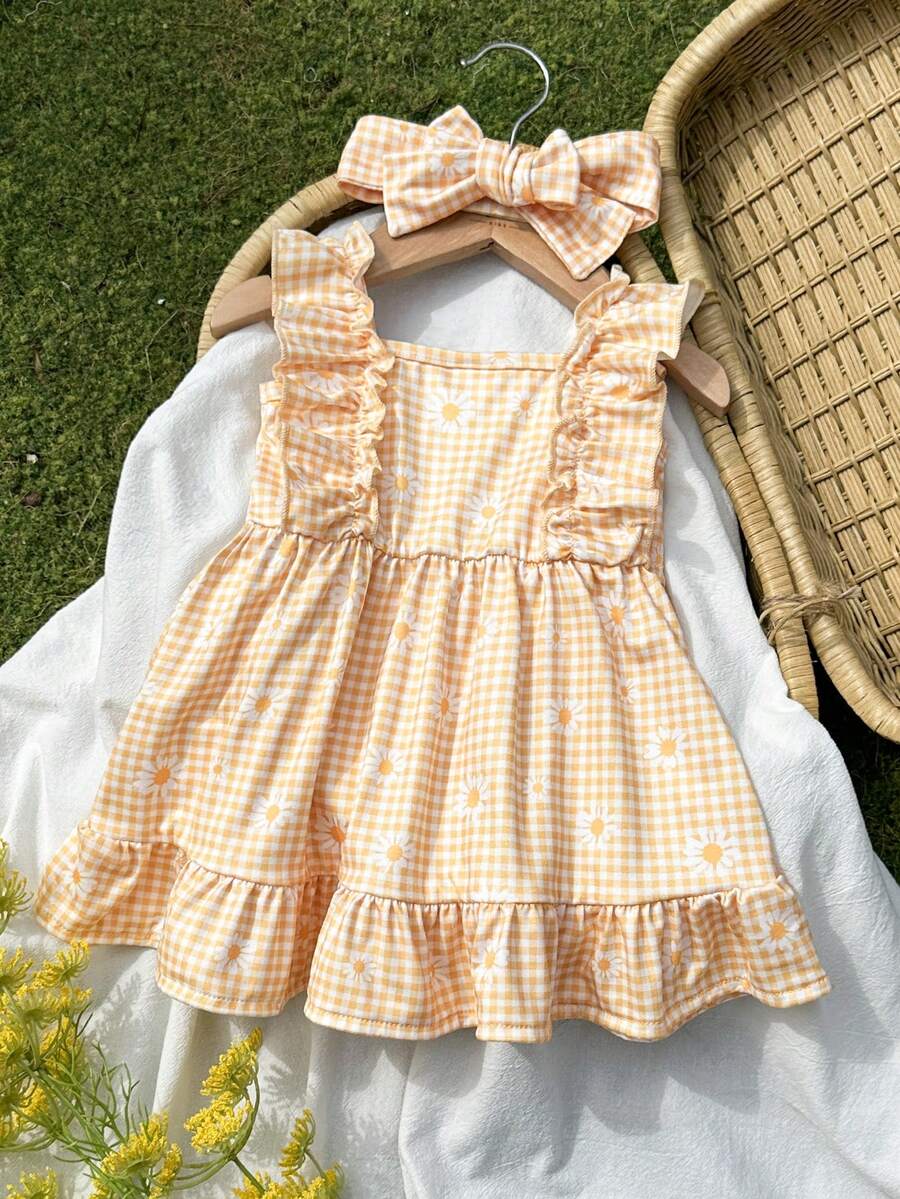 2PCS Baby Strawberry Plaid Dress and Bow Headband Set for Cute Spring and Summer Outings