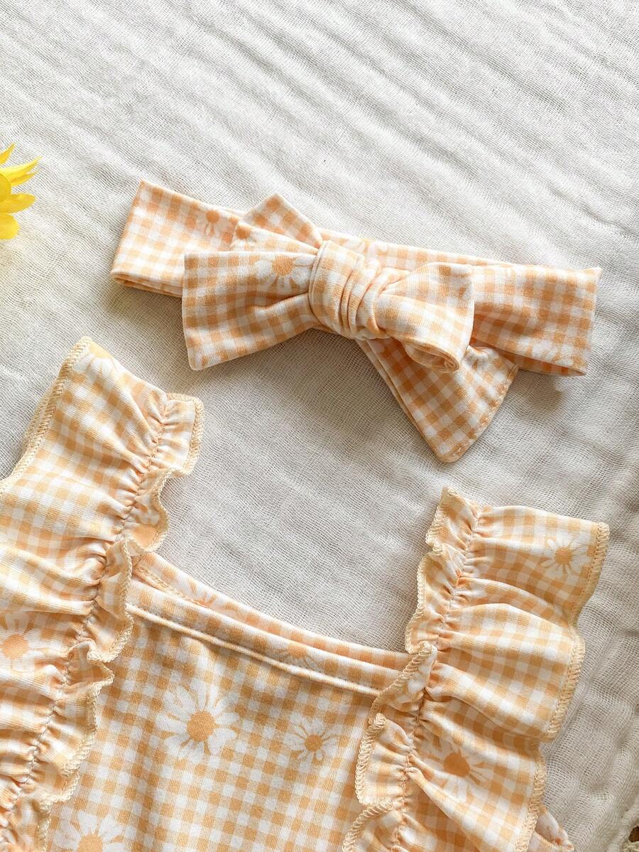 2PCS Baby Strawberry Plaid Dress and Bow Headband Set for Cute Spring and Summer Outings
