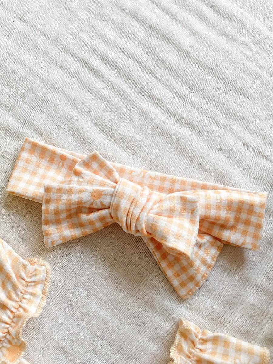2PCS Baby Strawberry Plaid Dress and Bow Headband Set for Cute Spring and Summer Outings