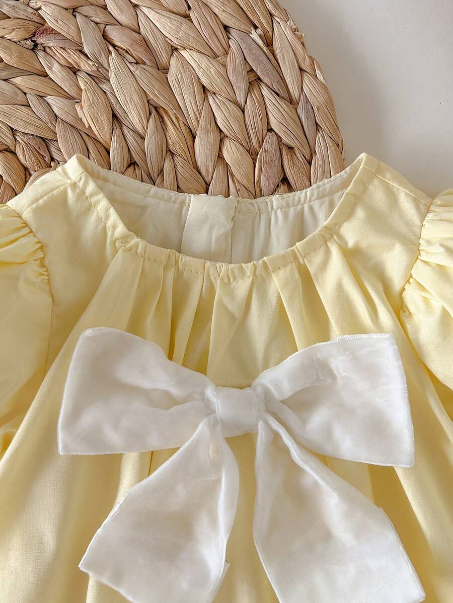 Baby Apricot Bowknot Long Sleeve Dress for Cute Daily and Outdoor Wear