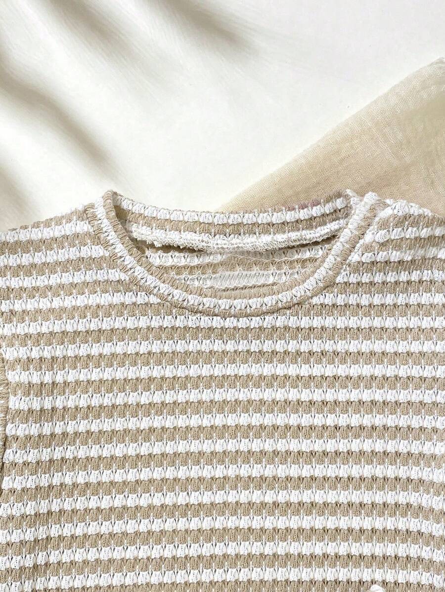 Baby Girl Black & White Striped Ruffle Sleeve T-Shirt & Shorts Set