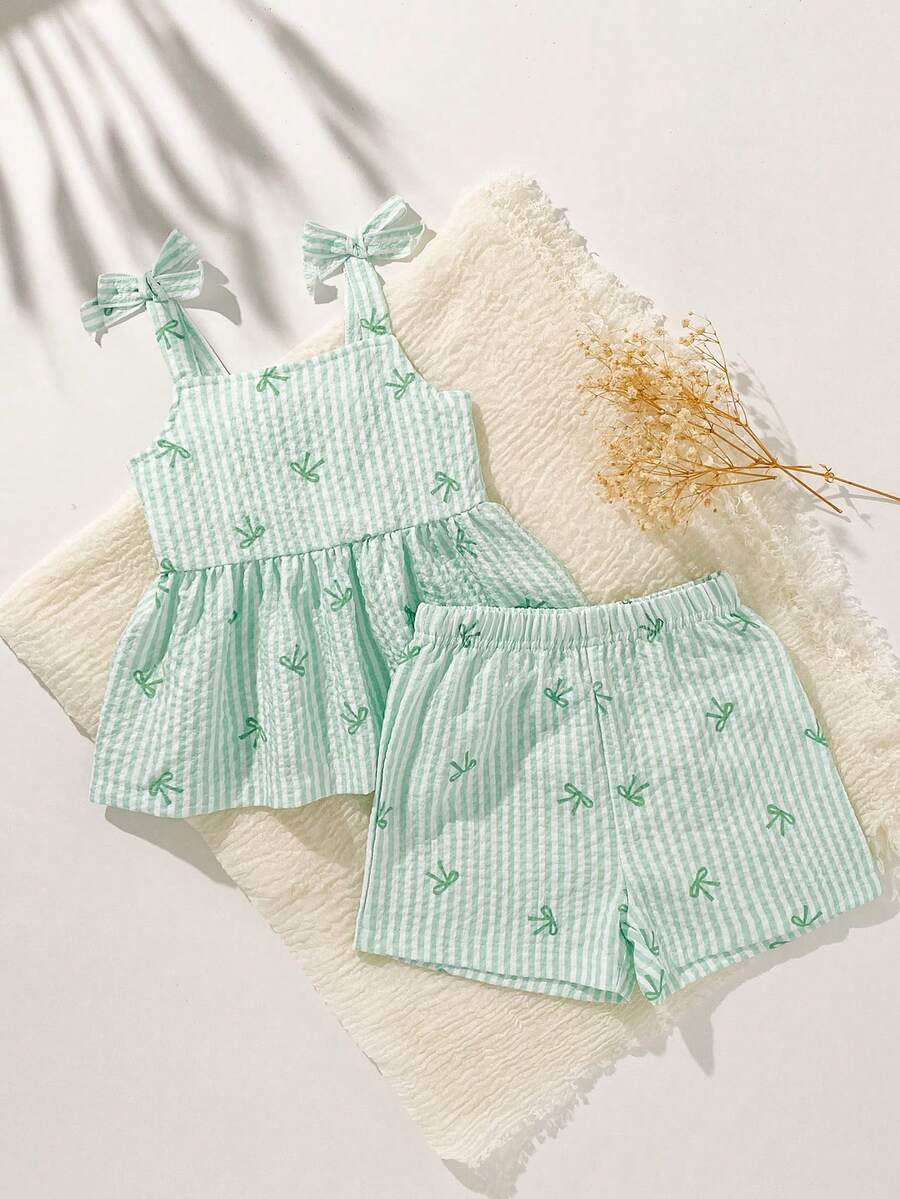 Cute Camisole And Shorts Set For Toddler Girls With Stripe Bow Detail