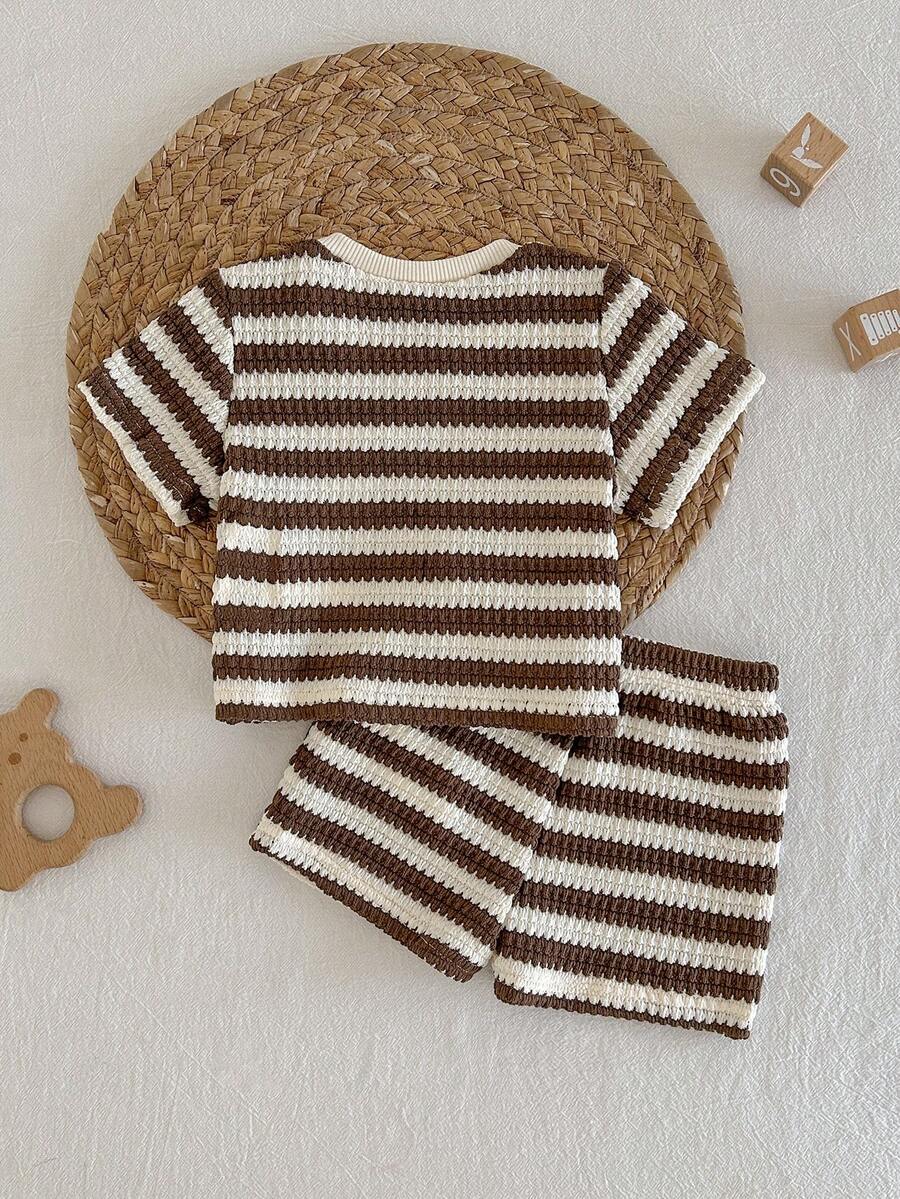 Newborn Boy & Girl Summer Knit Outfit -Cute Cartoon Bear Striped Shirt & Shorts Set