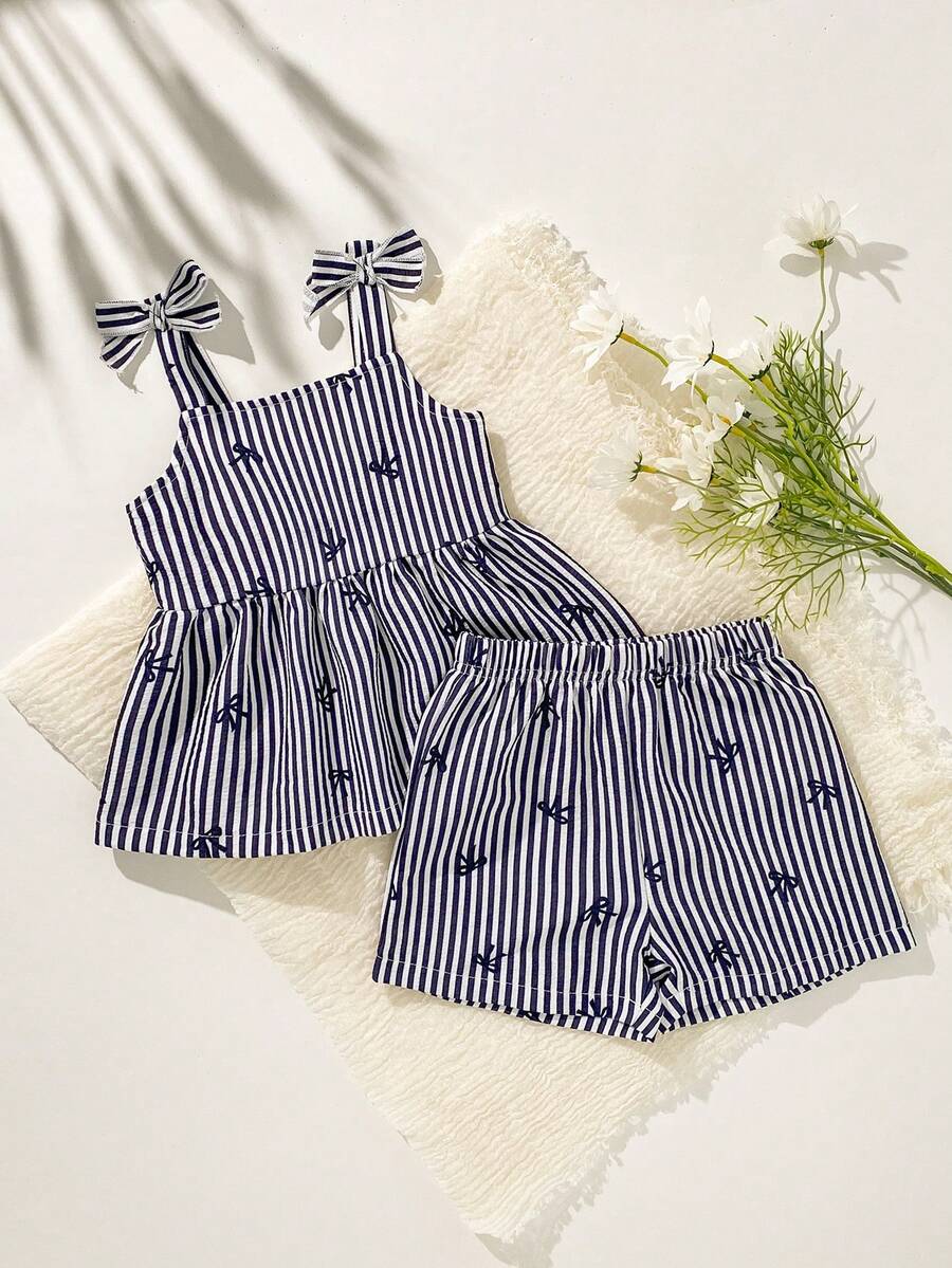 Cute Camisole And Shorts Set For Toddler Girls With Stripe Bow Detail