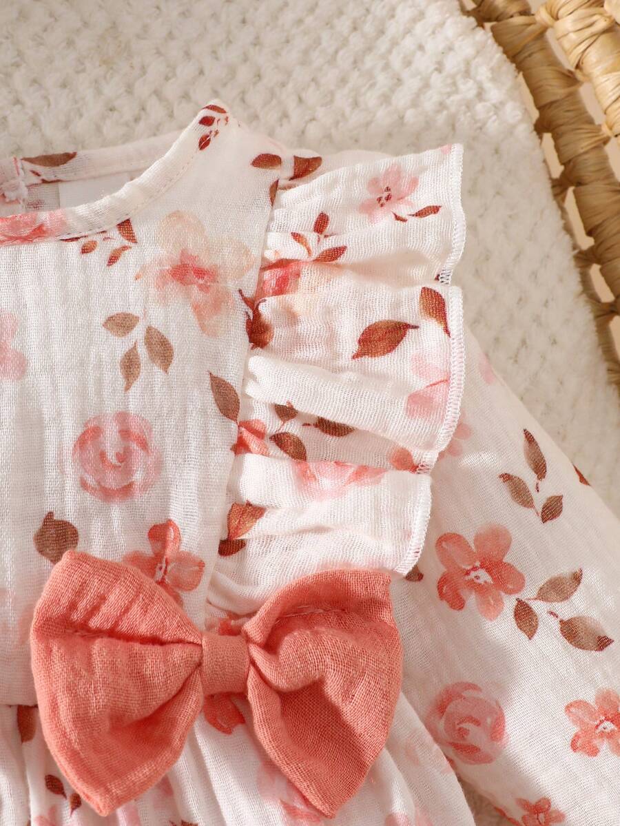 Baby Floral Butterfly Decor Long Sleeve Romper for Cute Daily Wear and Outings