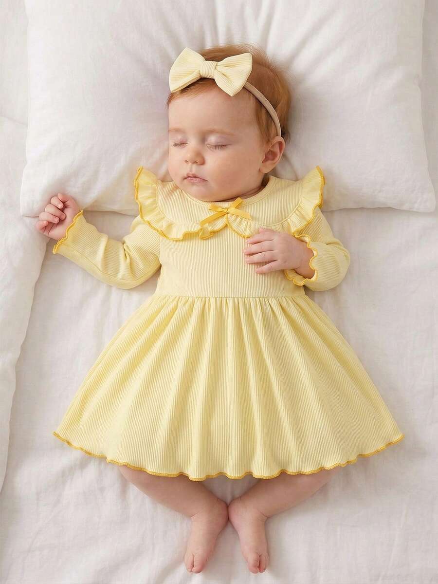 Baby Bow Contrast Doll Collar Dress for Elegant Fall and Winter Daily Wear
