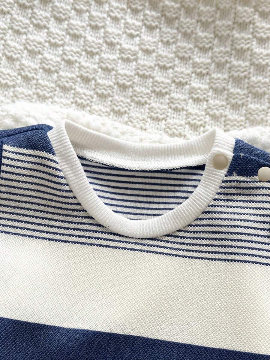 Colorful Striped Knit Top and Shorts Outfit Set for Cute Summer Daily Wear