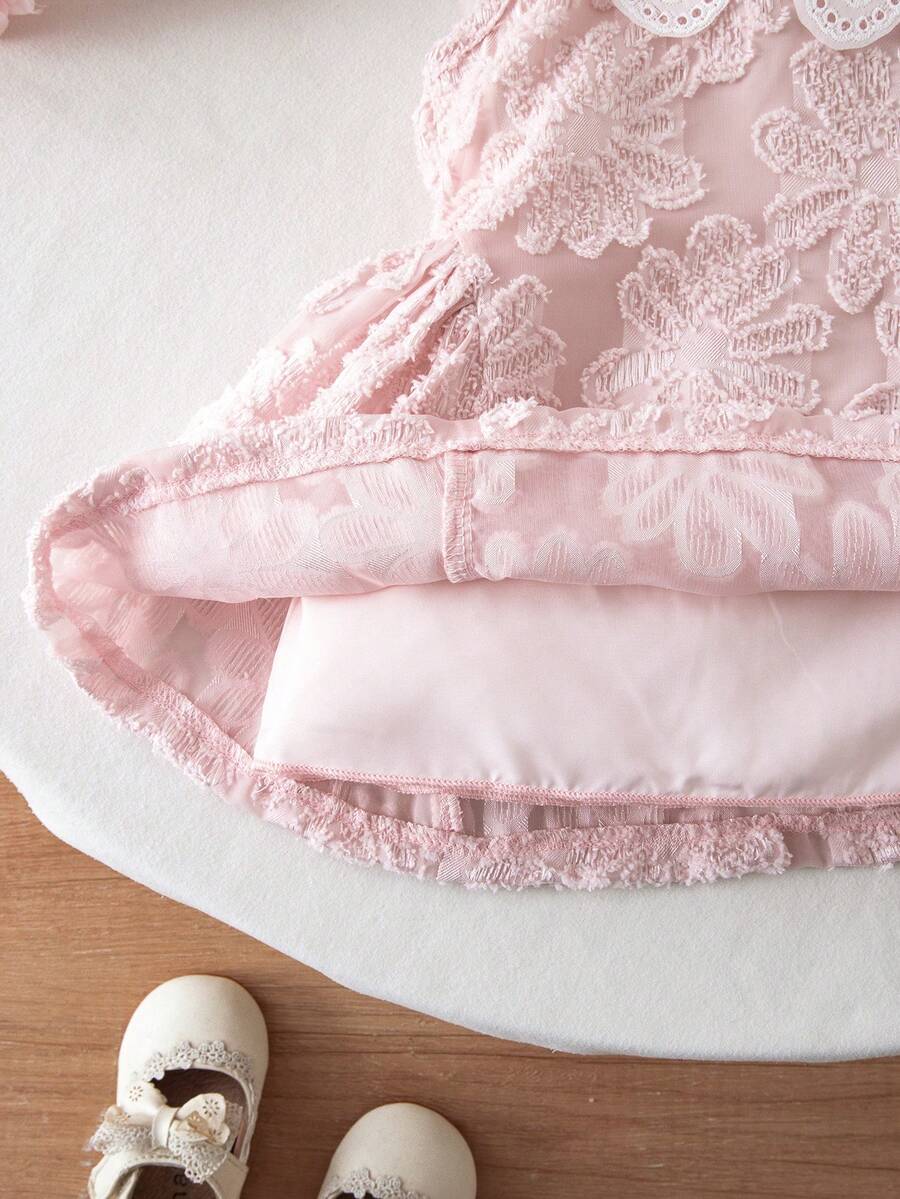 Little Girls Princess Pink Dress With Peter Pan Collar And Lace Detail