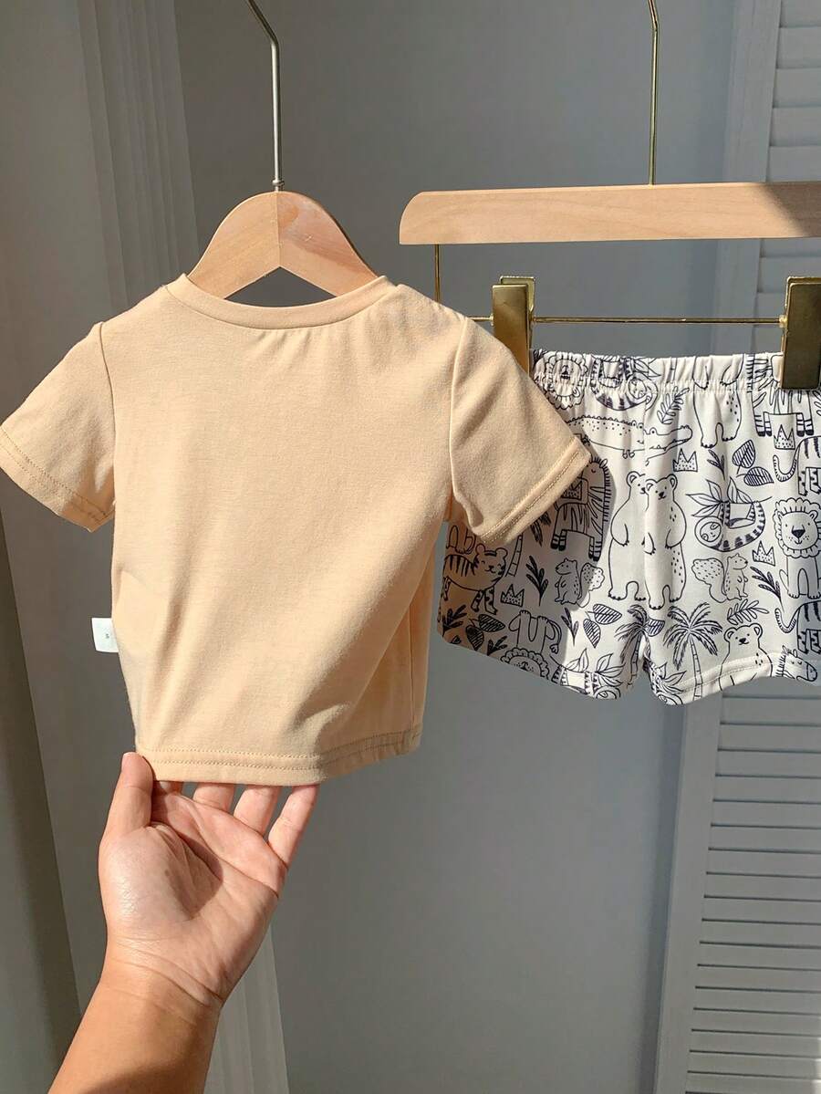 Colorful Striped Knit Top and Shorts Outfit Set for Cute Summer Daily Wear