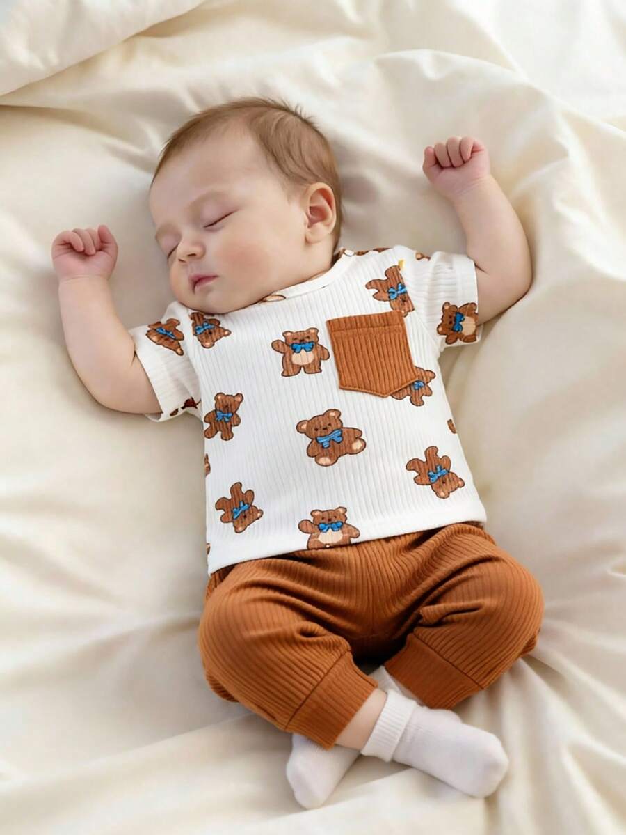 2PCS Baby Boy Dinosaur Print Top and Green Pants Set for Cute Casual Daily Wear