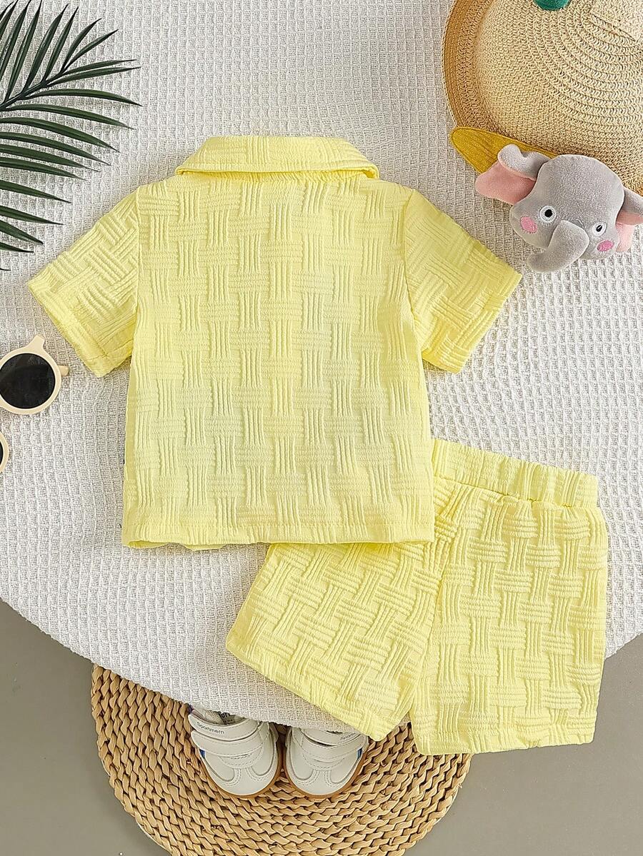 Baby Boy Cartoon Print Textured Shirt and Shorts 2 Piece Street Fashion Outfit Set