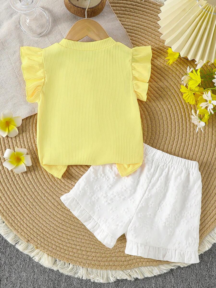 Young Girls 3D Flower Decor Tank Top and Yellow Floral Hem Shorts 2 Piece Summer Set