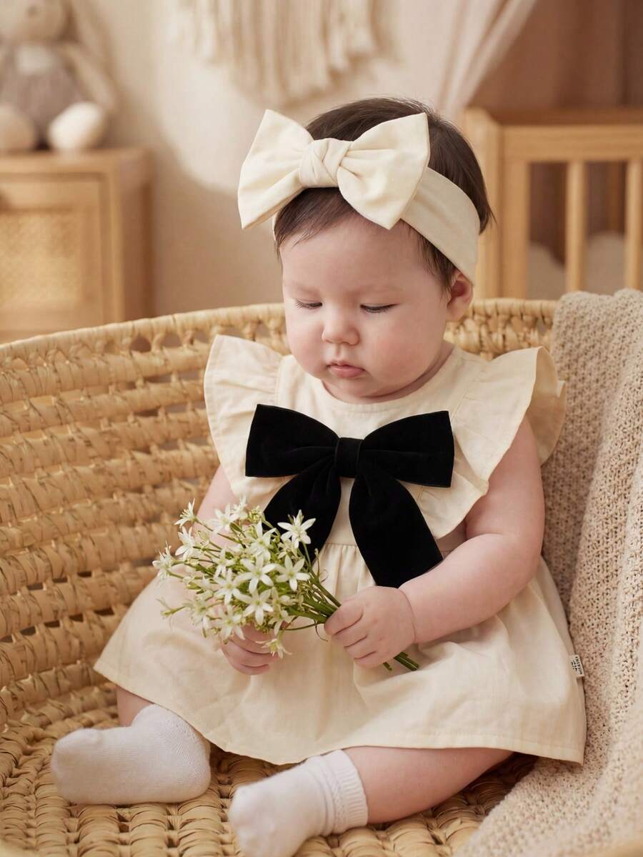 Embroidered Bow Decor Baby Girl Ruffle Sleeve Bodysuit for Everyday Wear