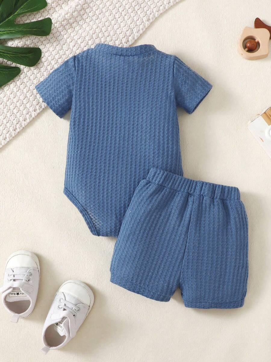 Baby Boy Solid Color Shorts Set - MAMA'S BOY Embroidered Summer Outfits
