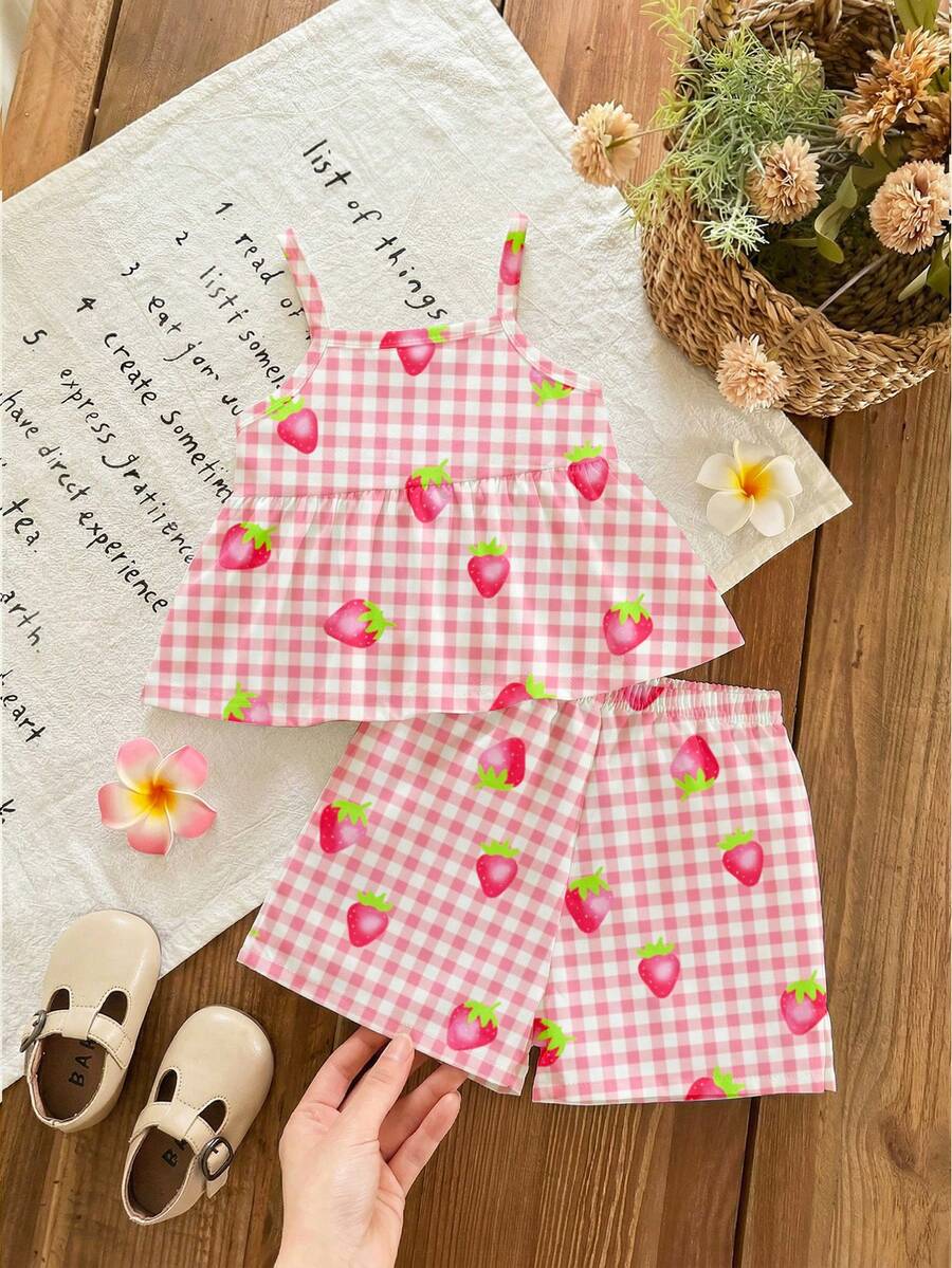 Cute Camisole And Shorts Set For Toddler Girls With Stripe Bow Detail