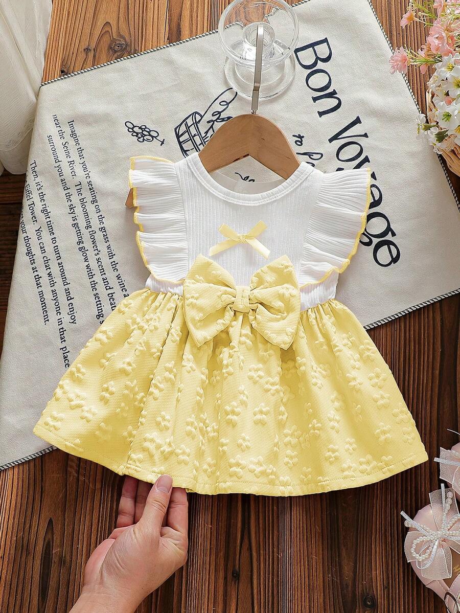 Baby Lace Collar Pink Bow Dress for Elegant Retro Summer Wear