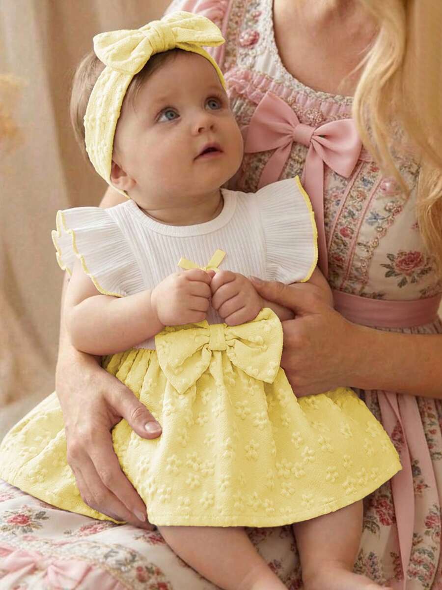 Baby Lace Collar Pink Bow Dress for Elegant Retro Summer Wear