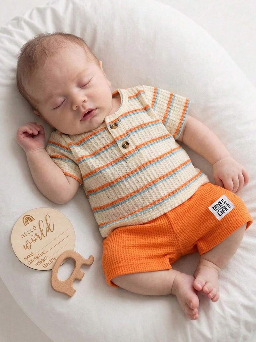 2PCS Baby Boy Coconut Tree Top and Dinosaur Shorts Set for Cute Summer Daily Wear