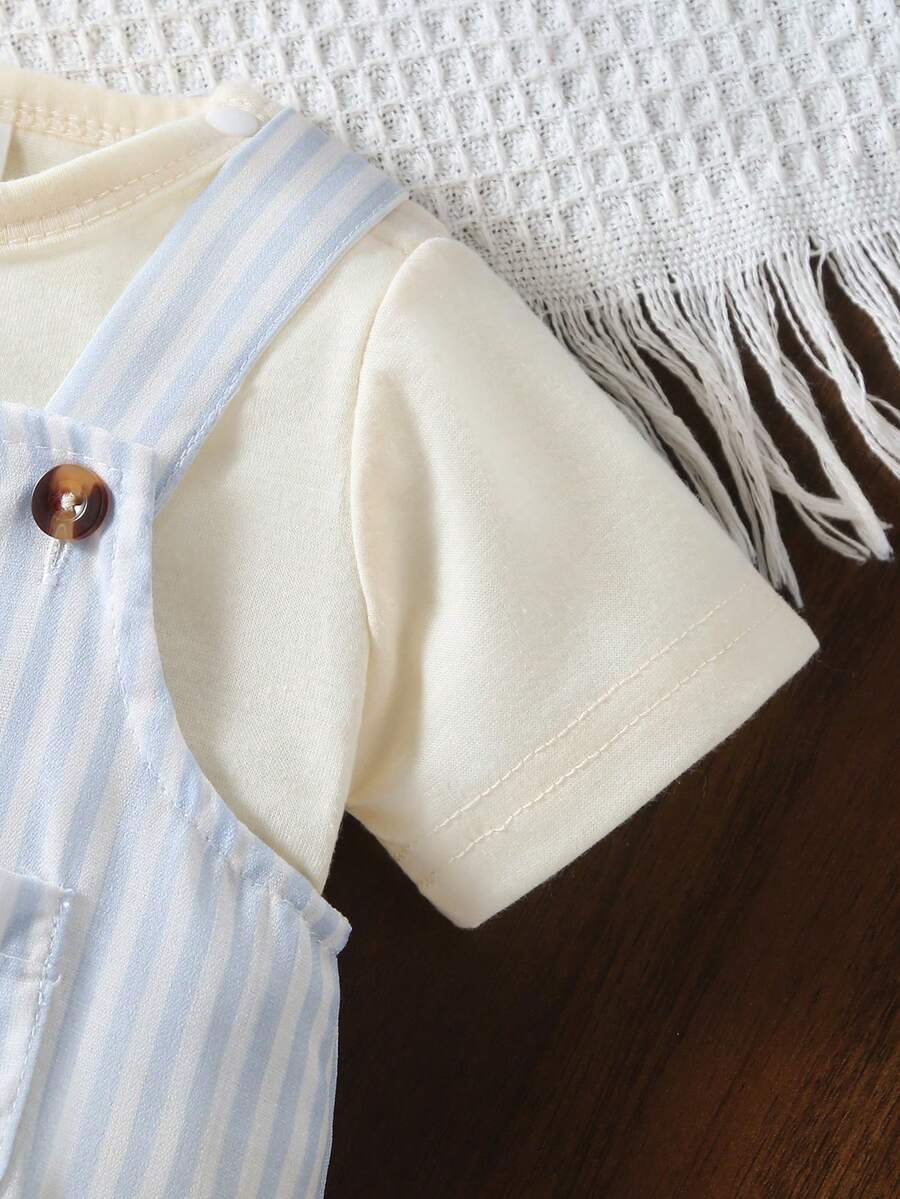 2PCS Baby Boy Striped T Shirt and Bear Suspender Shorts Set for Cute Summer Daily Wear