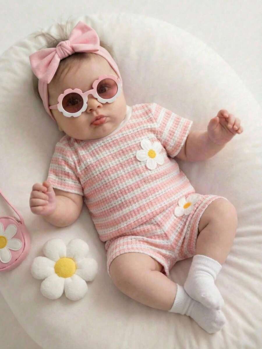 Newborn Boy & Girl Summer Knit Outfit -Cute Cartoon Bear Striped Shirt & Shorts Set