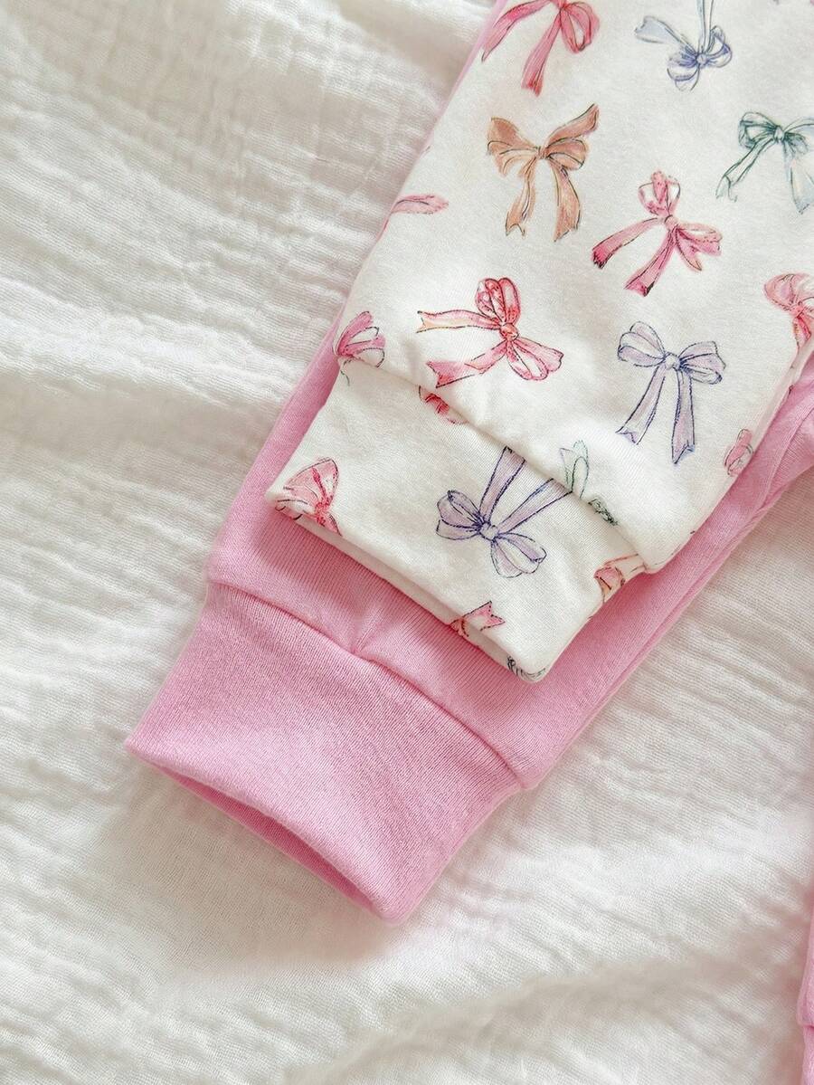 2pcs Baby Girl Heart and Ditsy Floral Jumpsuit Set - Sweet Long Sleeve Outfit