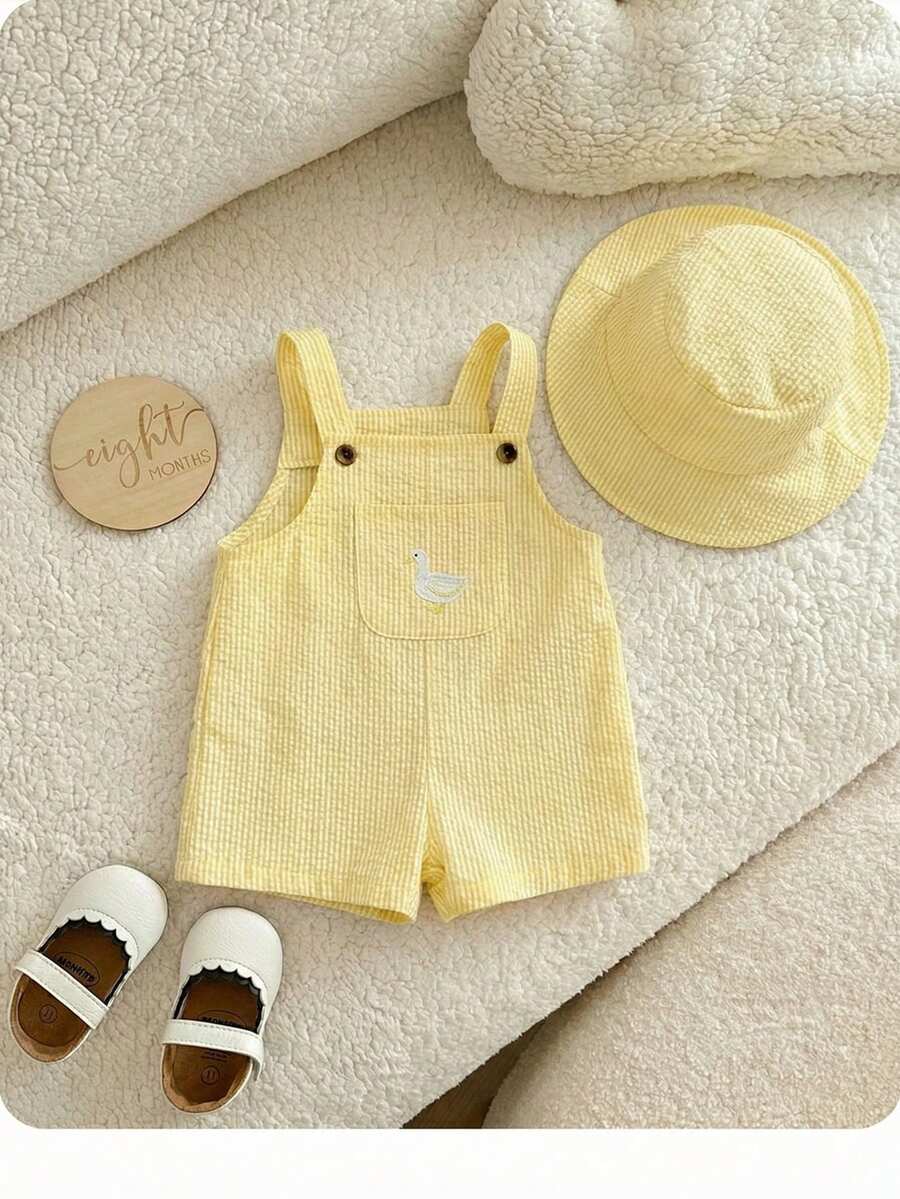 2PCS Baby Duck Striped Sleeveless Romper and Hat Set for Cute Summer Daily Wear