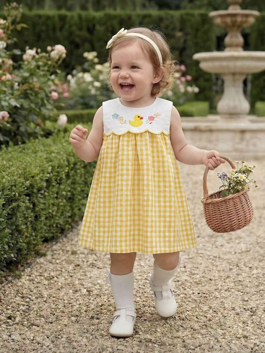 Sleeveless Long Dress with Embroidered Cartoon Duck for Toddler Girls