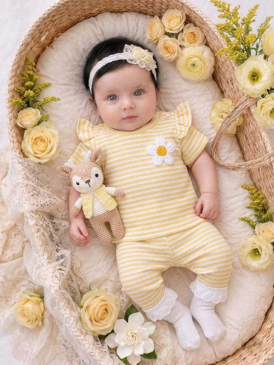 Baby Girl Strawberry Print T Shirt and Pants Set for Cute Summer Daily Wear